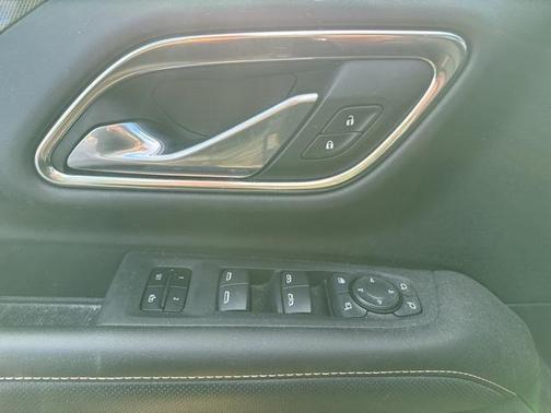 2023 GMC Yukon 4WD AT4