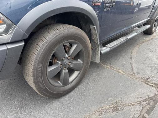 2019 RAM 1500 SLT