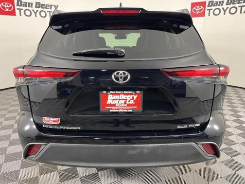 2024 Toyota Highlander XLE