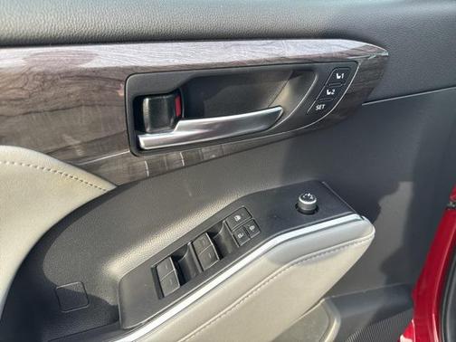 2020 Toyota Highlander Platinum