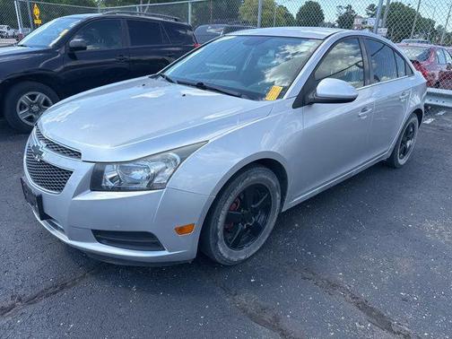 Silver Ice Metallic 2014 Chevrolet Cruze 1LT