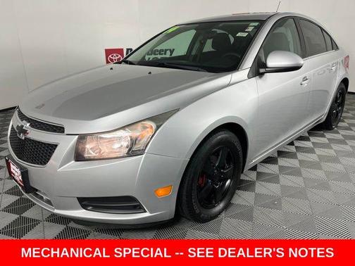 Silver Ice Metallic 2014 Chevrolet Cruze 1LT