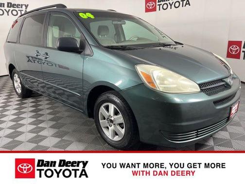2004 Toyota Sienna LE