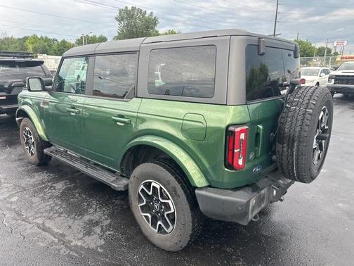 2023 Ford Bronco Outer Banks