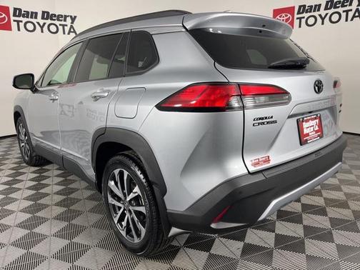 2022 Toyota Corolla Cross XLE