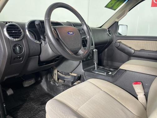 2008 Ford Explorer Sport Trac XLT
