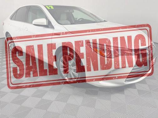 2017 Toyota Camry Hybrid XLE