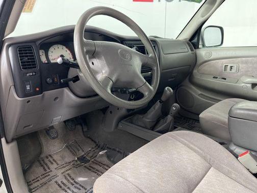2004 Toyota Tacoma Xtracab