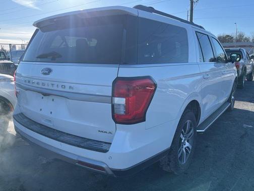 2022 Ford Expedition Max XLT