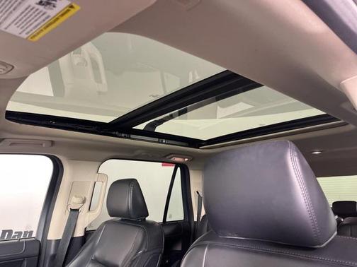 2022 Ford Expedition Max XLT