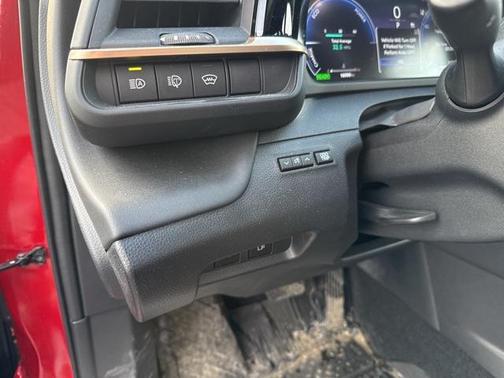 2025 Toyota Crown Signia Limited