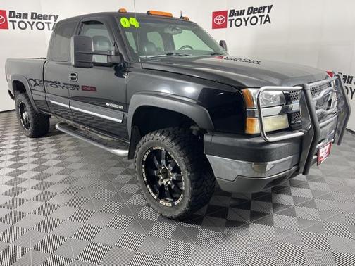 2004 Chevrolet Silverado 2500 LT H/D Extended Cab