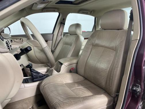 2004 Chevrolet Impala LS