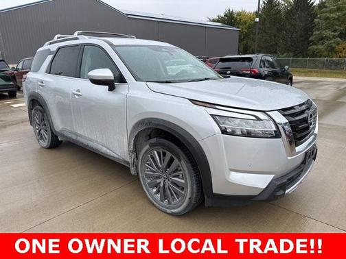 2024 Nissan Pathfinder SL 4WD