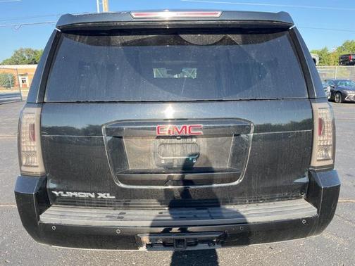 2016 GMC Yukon XL SLT
