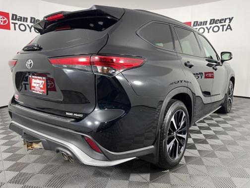 2021 Toyota Highlander XSE