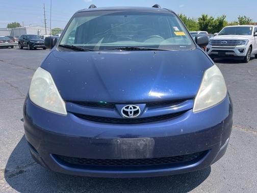 2007 Toyota Sienna LE