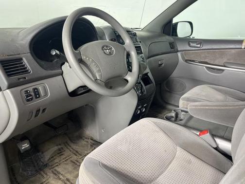 2007 Toyota Sienna LE