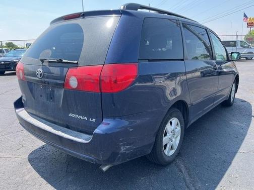 2007 Toyota Sienna LE