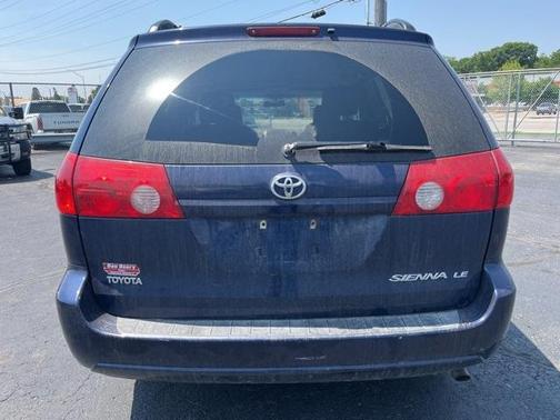 2007 Toyota Sienna LE