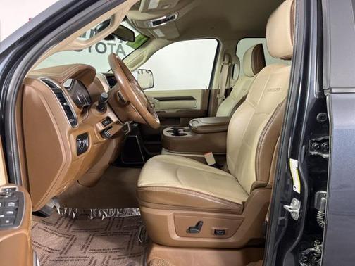 2022 RAM 2500 Laramie Mega Cab 4x4 6'4' Box