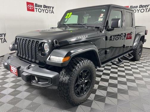 2023 Jeep Gladiator Sport