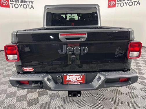 2023 Jeep Gladiator Sport