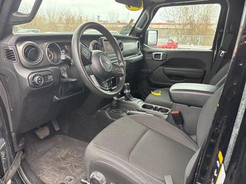 Black Clearcoat 2023 Jeep Gladiator Sport