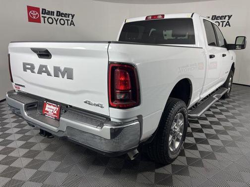 2025 RAM 2500 Big Horn Crew Cab 4x4 6'4' Box