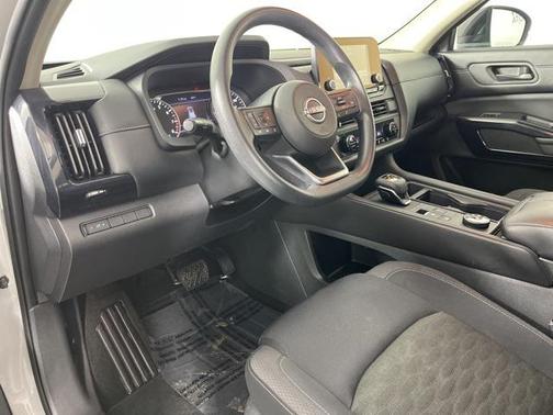 2024 Nissan Pathfinder S 4WD