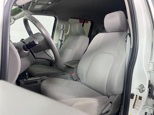 2017 Nissan Frontier SV