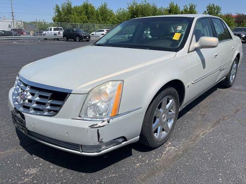 Cognac Frost 2007 Cadillac DTS Luxury
