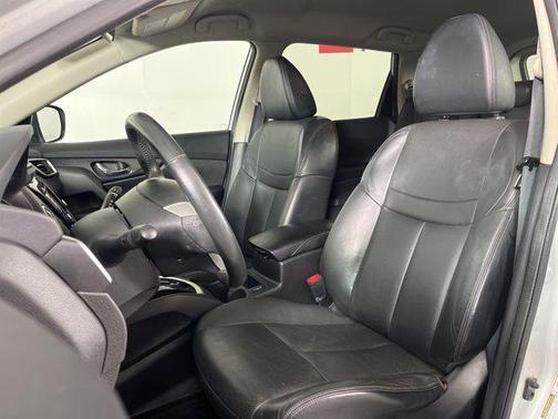 2014 Nissan Rogue SL