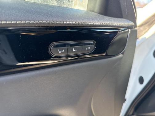 2023 INFINITI QX60 Pure