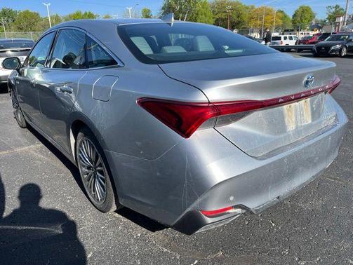 Celestial Silver Metallic 2021 Toyota Avalon Hybrid Limited