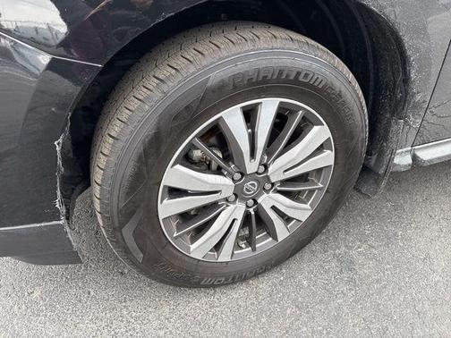 2019 Nissan Pathfinder S