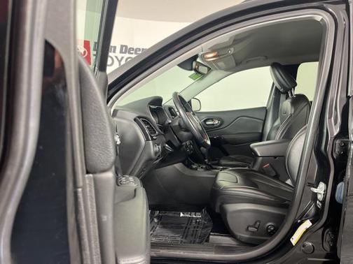 2021 Jeep Cherokee Altitude