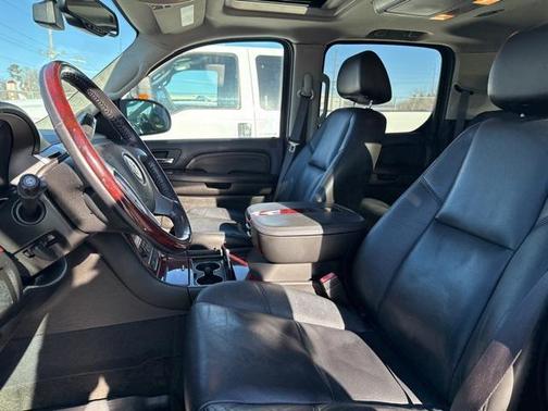 2008 Cadillac Escalade ESV Standard