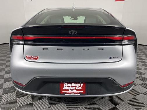 2023 Toyota Prius LE