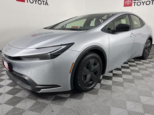 2023 Toyota Prius LE
