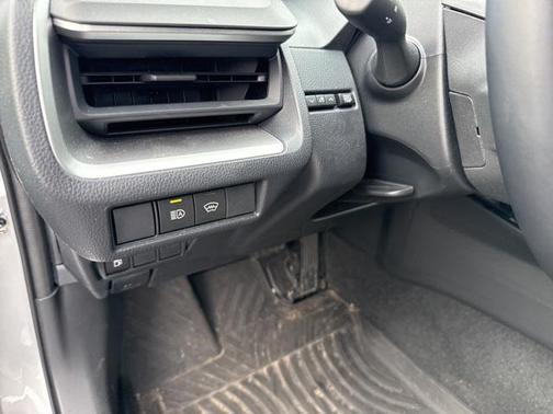 2023 Toyota Prius LE