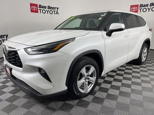 2023 Toyota Highlander LE