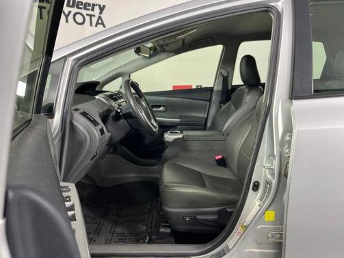 Classic Silver Metallic 2012 Toyota Prius v Two