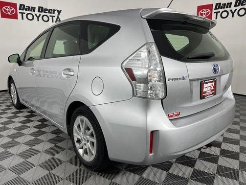 Classic Silver Metallic 2012 Toyota Prius v Two