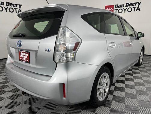 Classic Silver Metallic 2012 Toyota Prius v Two
