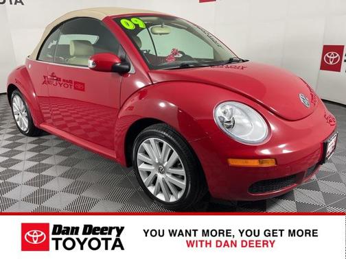2009 Volkswagen New Beetle S