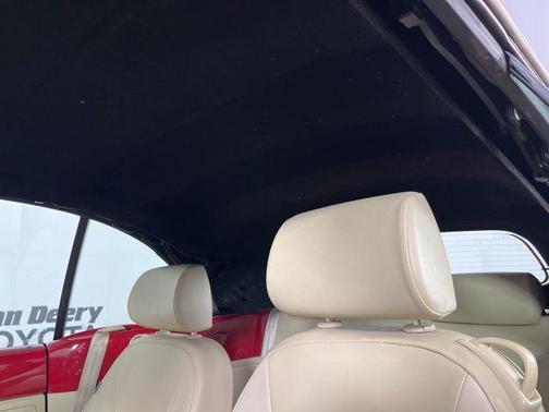 2009 Volkswagen New Beetle S