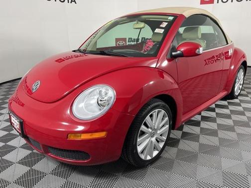 2009 Volkswagen New Beetle S