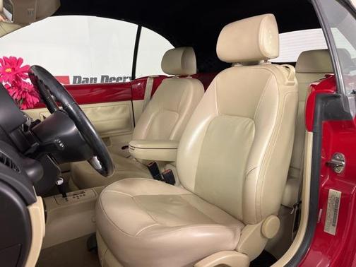 2009 Volkswagen New Beetle S