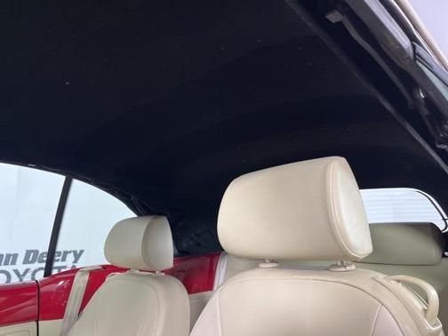 2009 Volkswagen New Beetle S